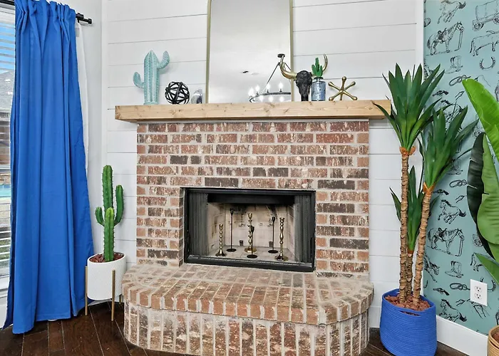 5Bd 3Ba Pool Oasis Come Rest Relax & Recharge